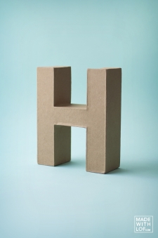 H de cartón kraft